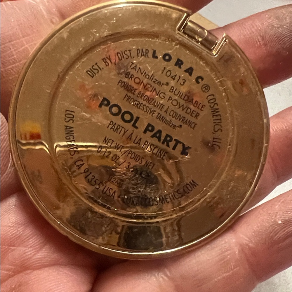 LORAC Gold Setting Powder - Picture 2 of 9